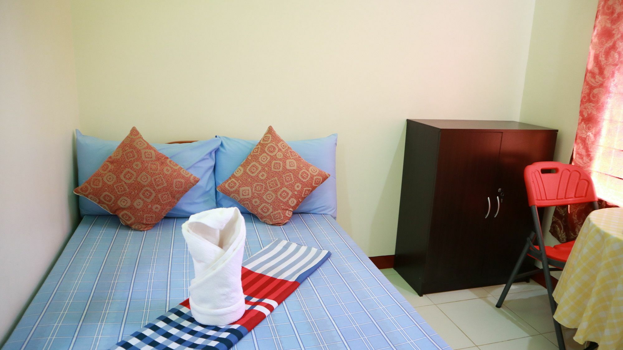 C Tower Studio Apartments Puerto Princesa Exteriör bild