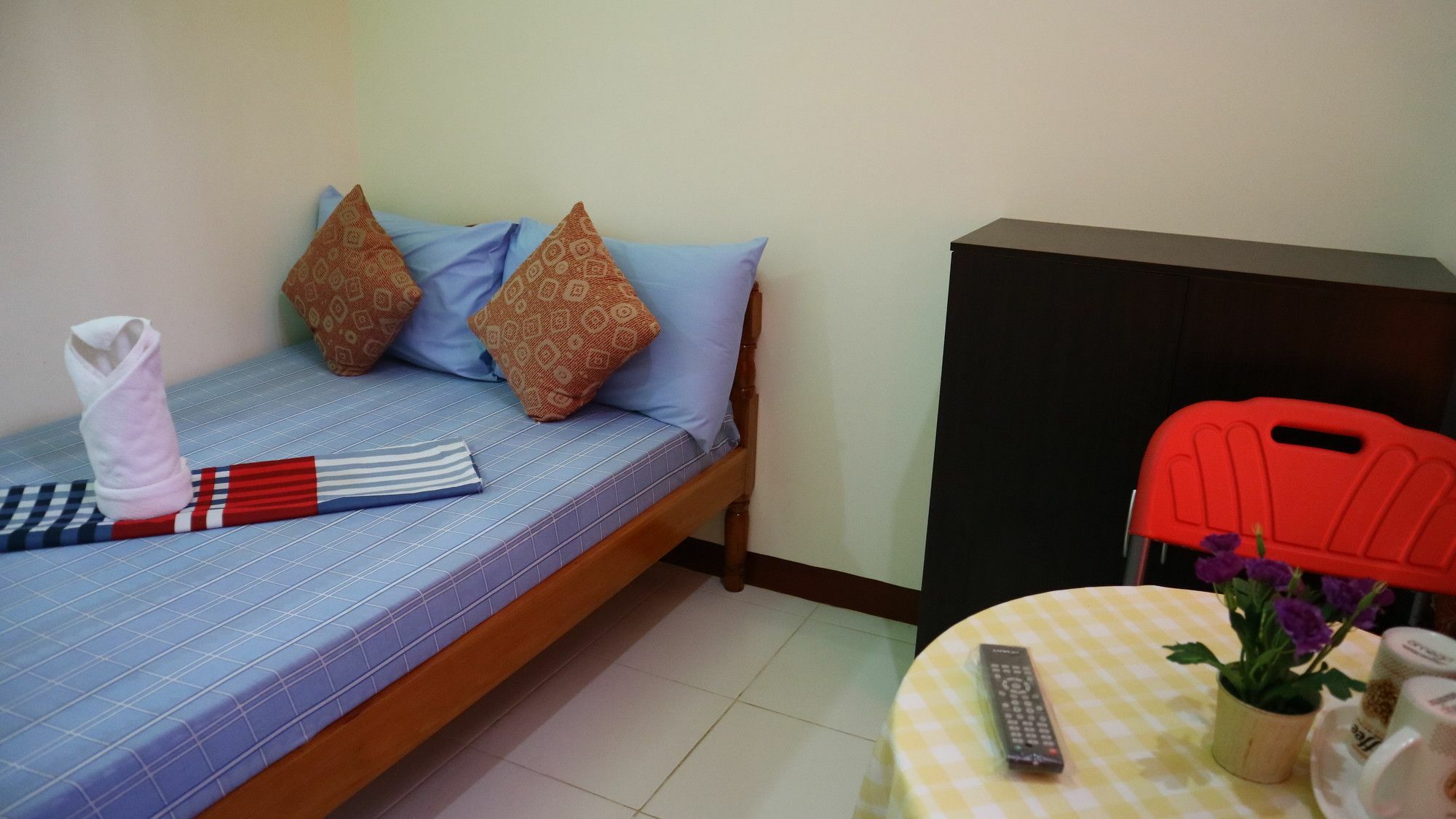 C Tower Studio Apartments Puerto Princesa Exteriör bild
