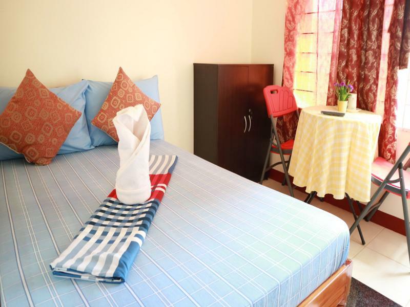 C Tower Studio Apartments Puerto Princesa Exteriör bild